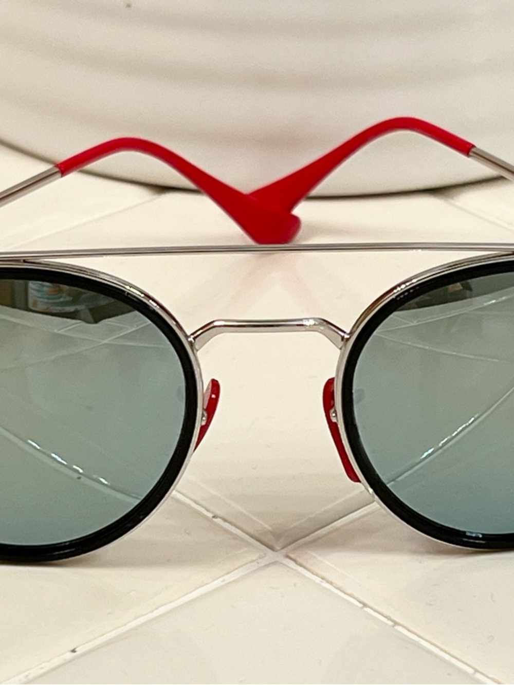 Rayban Sunglasses, Ferrari Collab, Mirrored lenses, Metal Frames - Picture 3 of 12